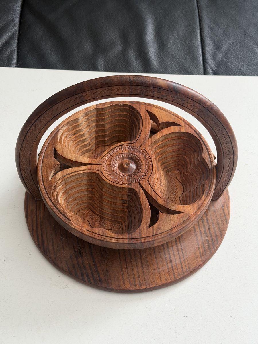 Schalen: Wood Trays Dried Fruit Decorative Folding Plate Handcrafted – Gebraucht aus Genève von sho_67qj