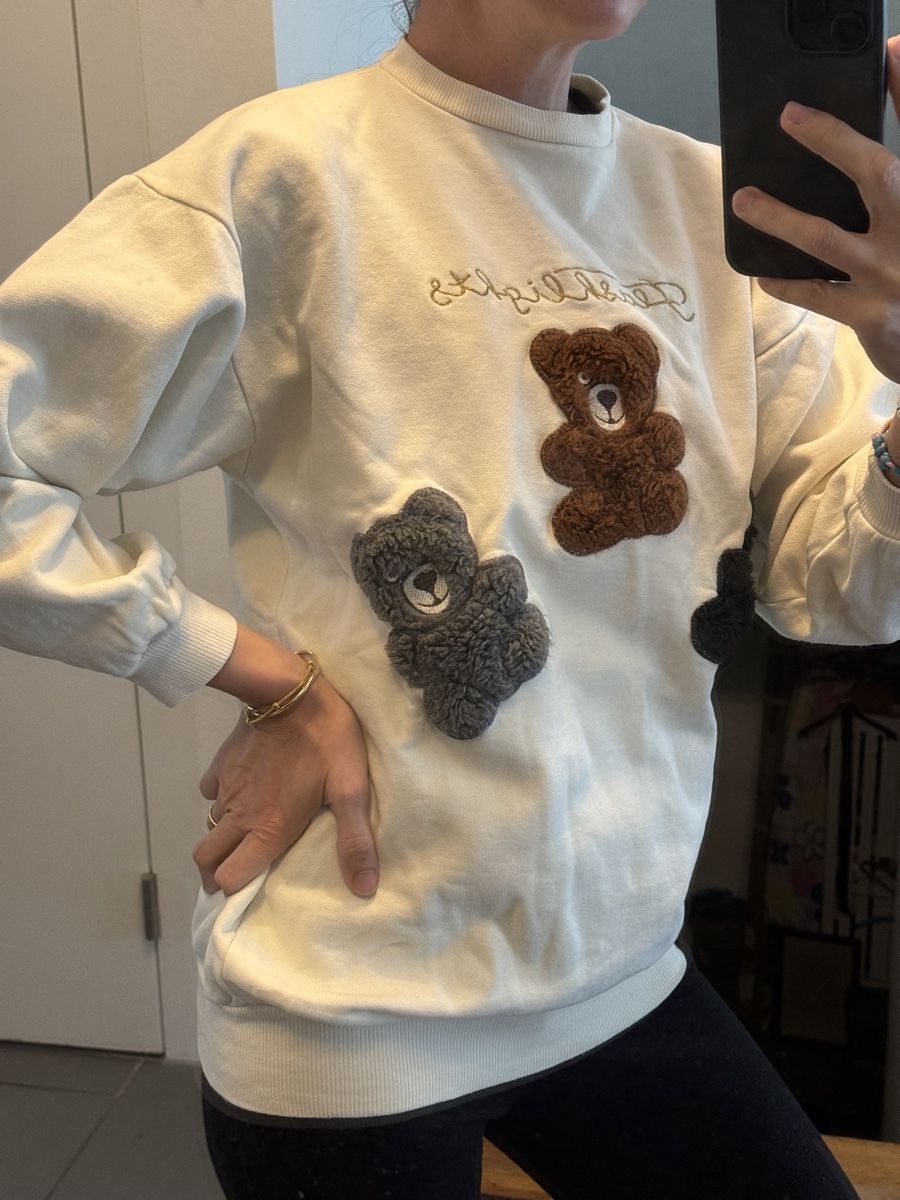 Pulls & Sweat-shirts: Sweatshirt mit Teddybären – D'occasion à Obfelden par tan_9lj9 7