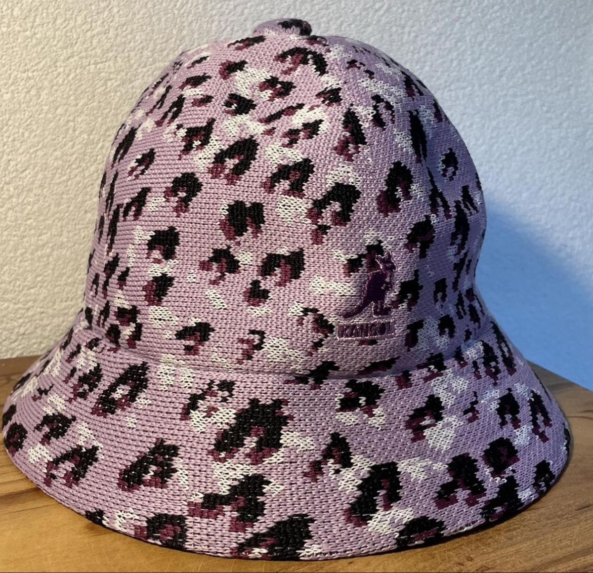 Kangol Copricapi, berretti & cappellini: Kangol Bucket Hat Carnival Casual Leopard Print Medium – Nuovo (secondo la descrizione) da Carrouge VD venduto da man_7hwm