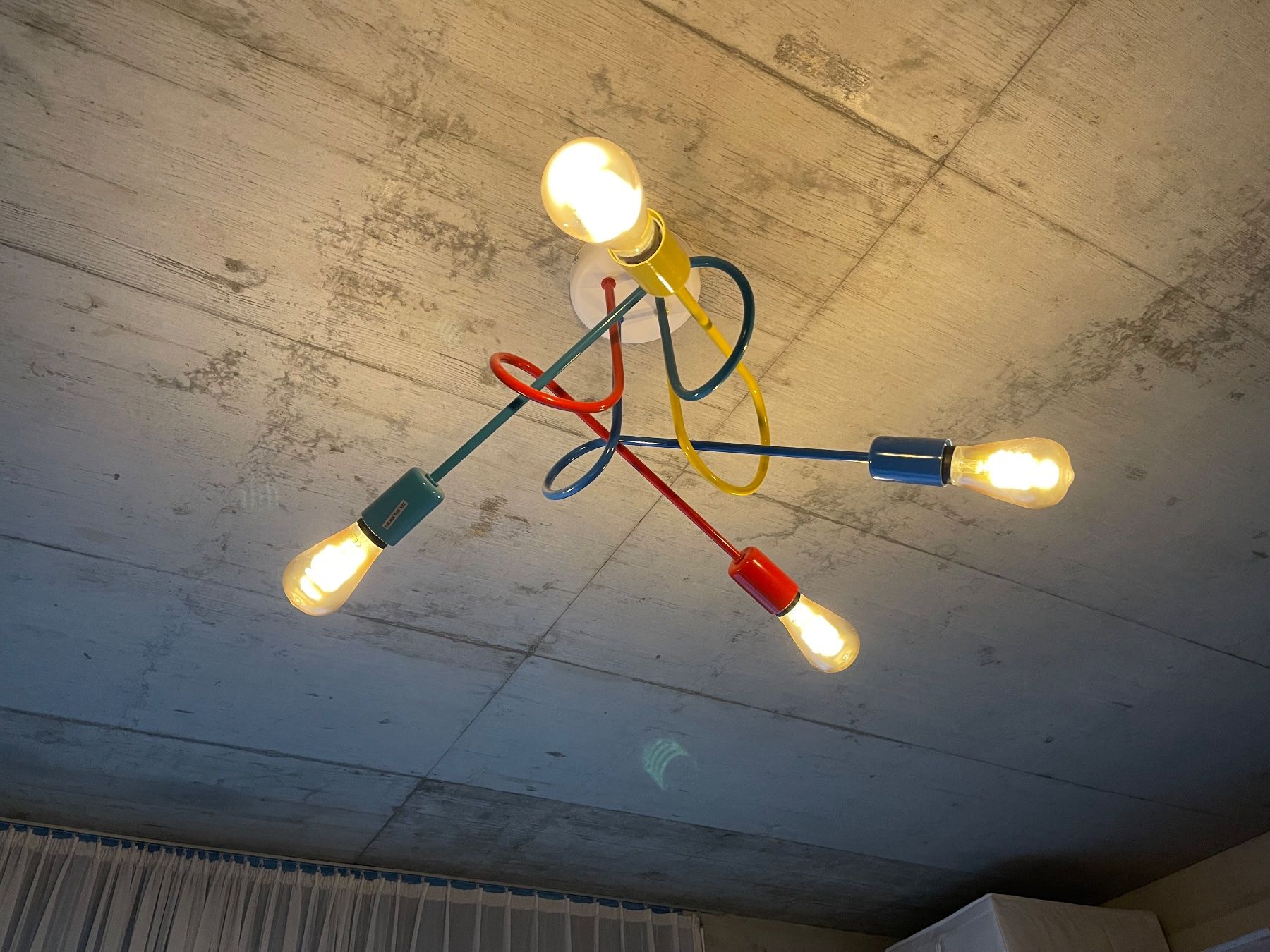 Lampadari & plafoniere: Deckenlampe Oxford vierflammig, vierfarbig – Usato da Dittingen venduto da the_didact 1