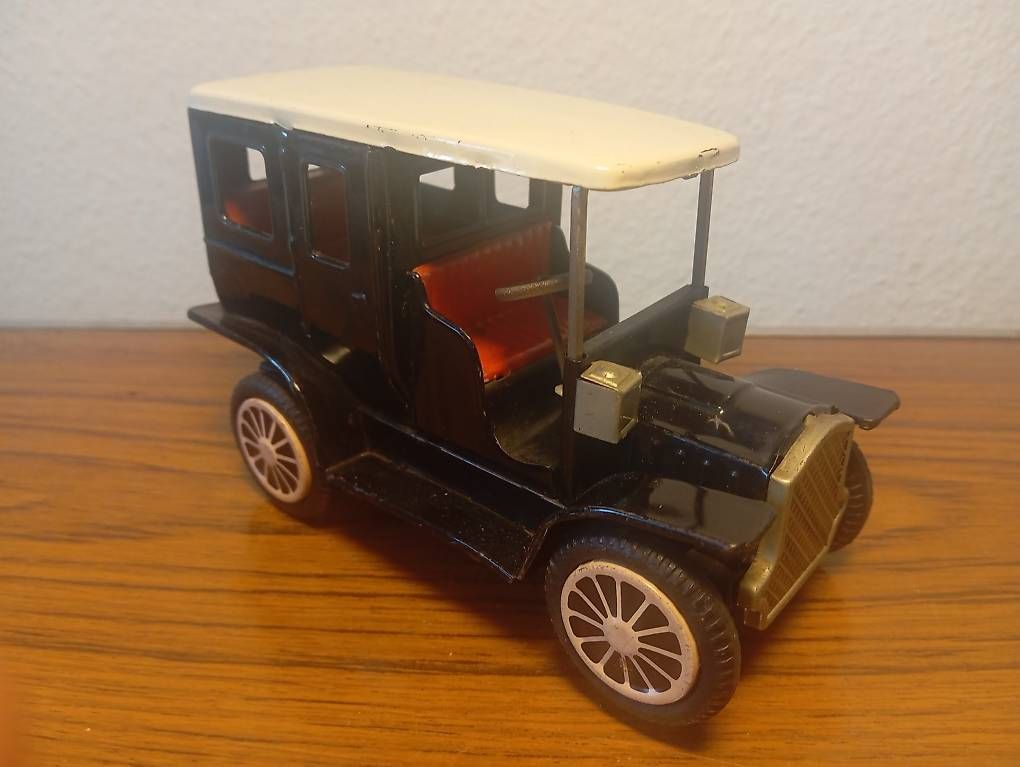 Modellini d'auto: Blechauto schwarz – Usato da Basel venduto da Petergunn 3