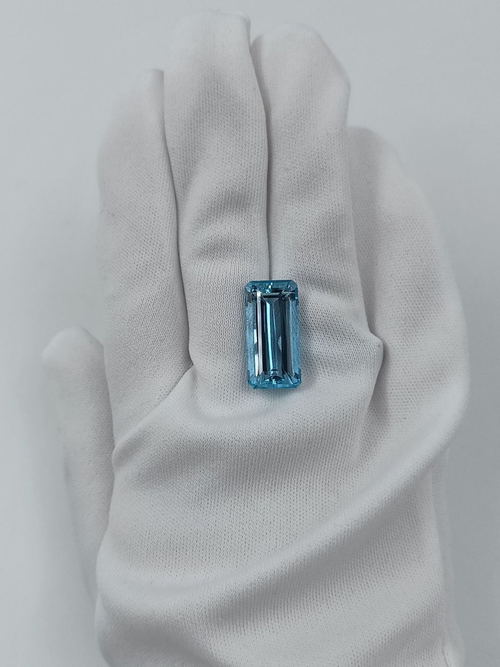 Pierres précieuses: 1 AQUAMARIN 23.80 CT. – D'occasion à Luzern par EdiGem 8