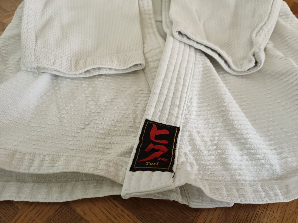 Kimono: Hiku Tori Judo Kimono Gr 120 Kinder weiss Karate Anzug – Usato da Oberhofen am thunersee venduto da cri_6md2 4