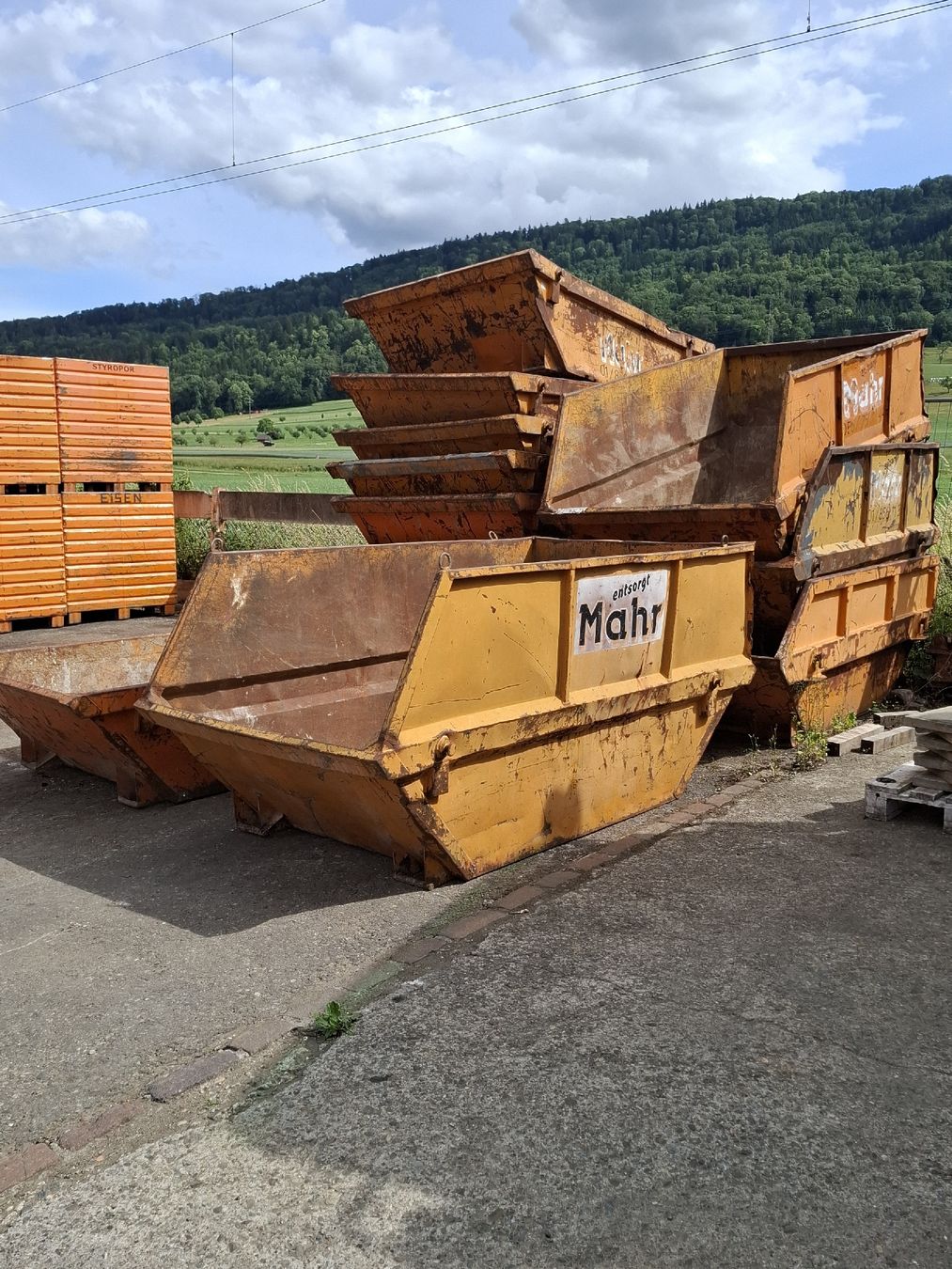 Contenitori edile: Mulden 3 m3 offen – Usato da Schöfflisdorf venduto da locobennito
