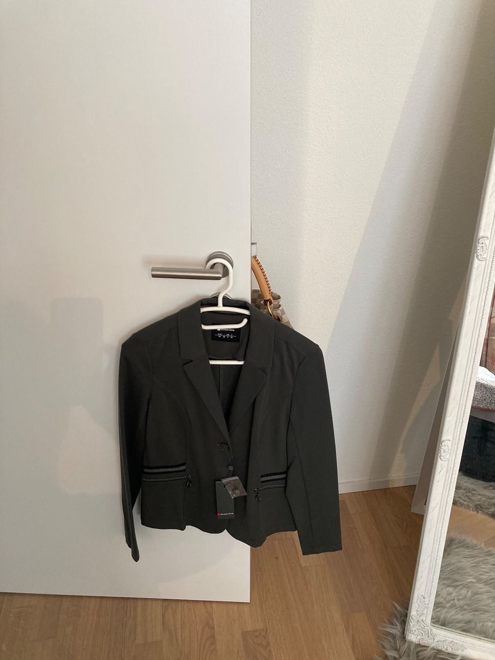 Giacche: Blazer Gr. 34 NEU – Nuovo e nell'imballaggio originale da Boniswil venduto da MichaelaH