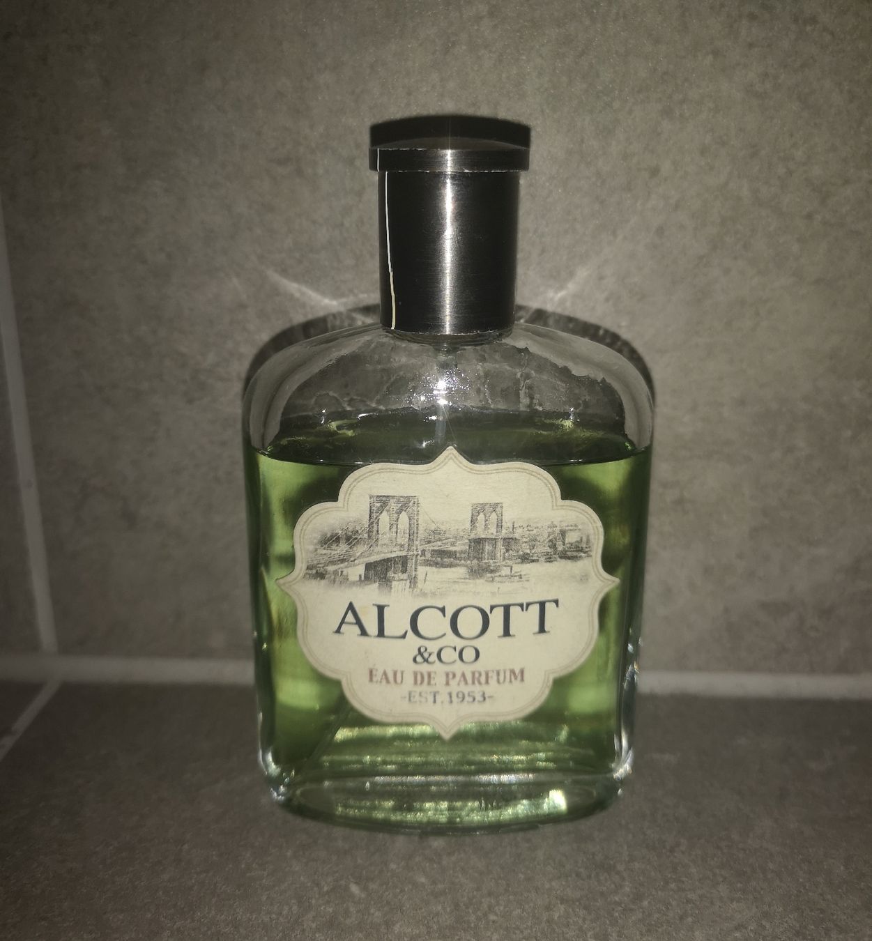 Profumi & Eau de Toilette: Alcott Parfum – Usato da Lostallo venduto da cha_lx5j