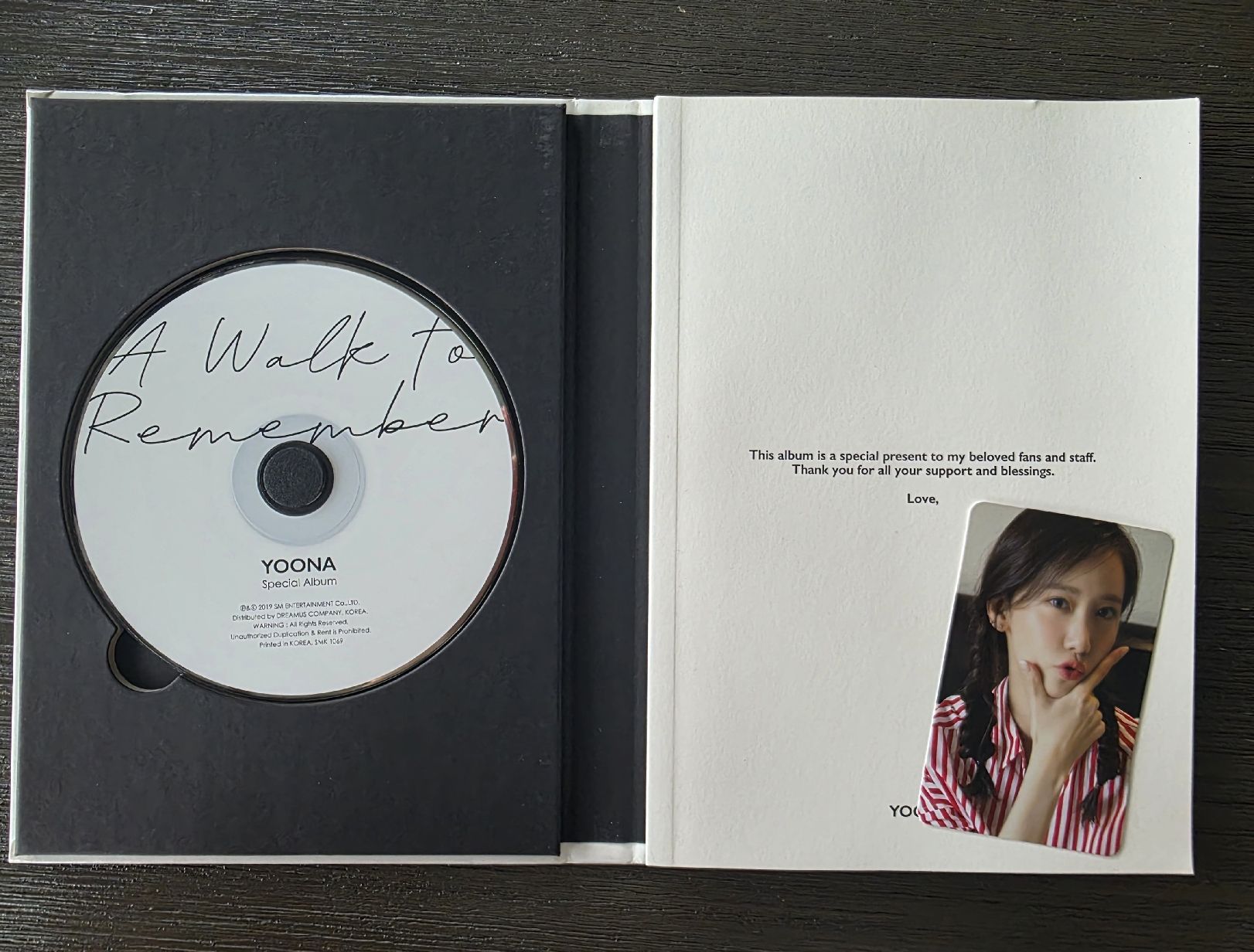 CDs: A WALK TO REMEMBER - YOONA album kpop – D'occasion à Rolle par dan_7w9y 1