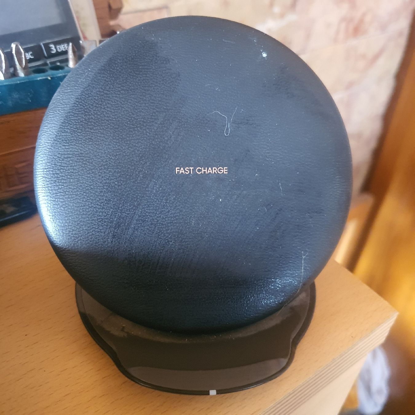 Samsung Ladegeräte: Chargeur sans fil Samsung, charge rapide – Gebraucht aus DUGNY (-Leytron) von Rdeny
