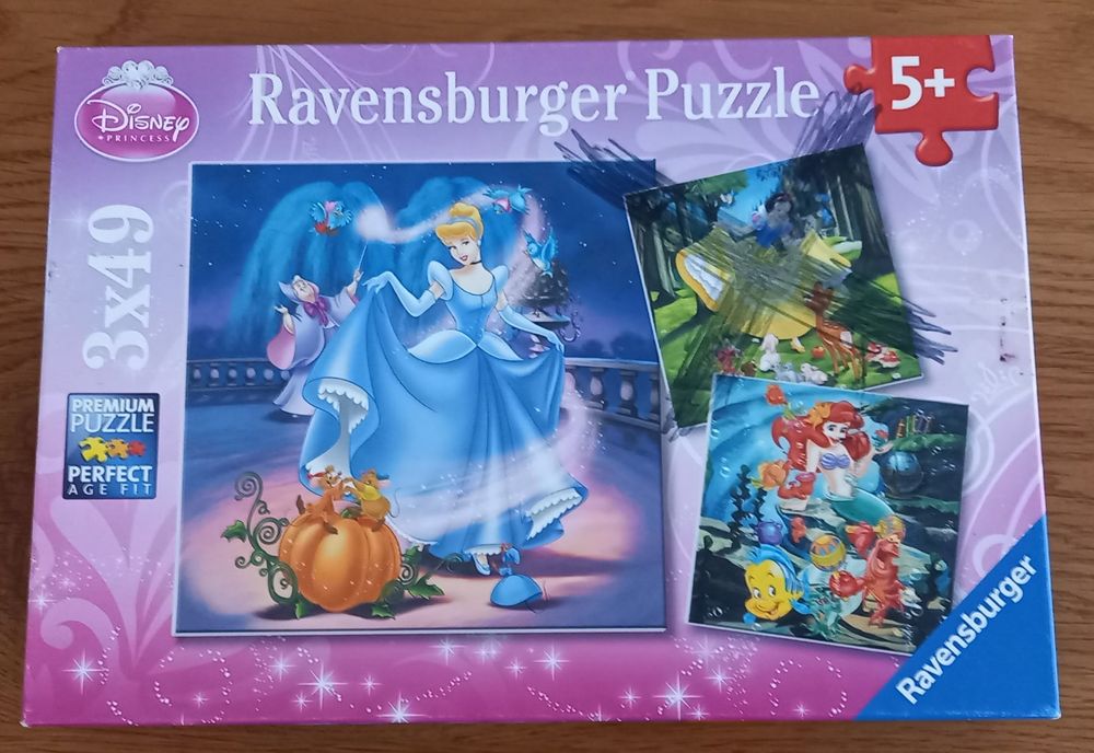 2 *DISNEY PUZZLES* MIT VORLAGEN; 2 X VOLLST./18 X 27CM Kaufen auf