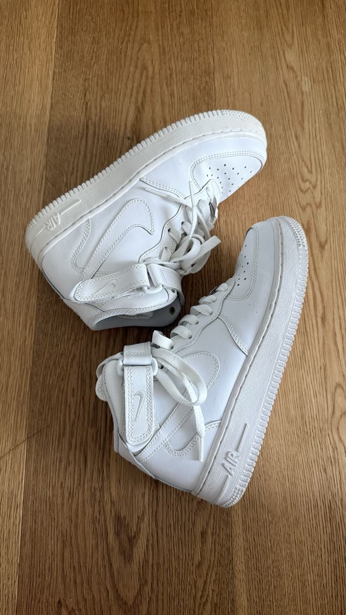 Nike Scarpe da uomo: Nike Air Force 1 High sneakers 37.5 – Usato da Boswil venduto da hey.itsme 1