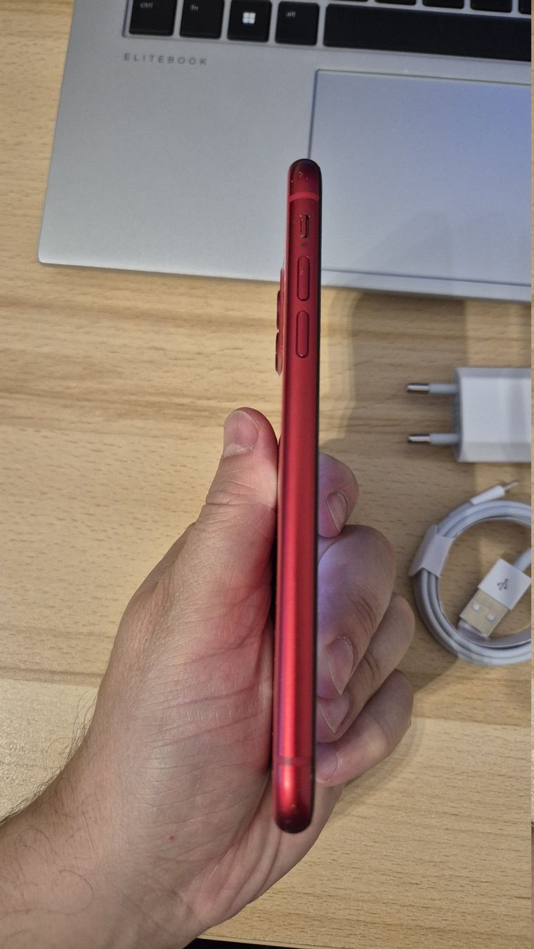 Apple Telefoni cellulari / Smartphones: iPhone 11 64GB Red 2912 – Usato da Münchenbuchsee venduto da MV_Solutions 7