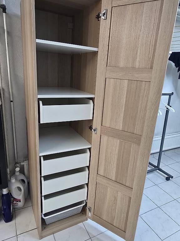 Ikea Schränke: Pax Schrank Eiche weiss 50cm – Gebraucht aus Sirnach von Lukyonline