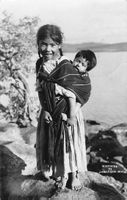 Portätkarte INDIGENE KINDER von MEXICO 1951