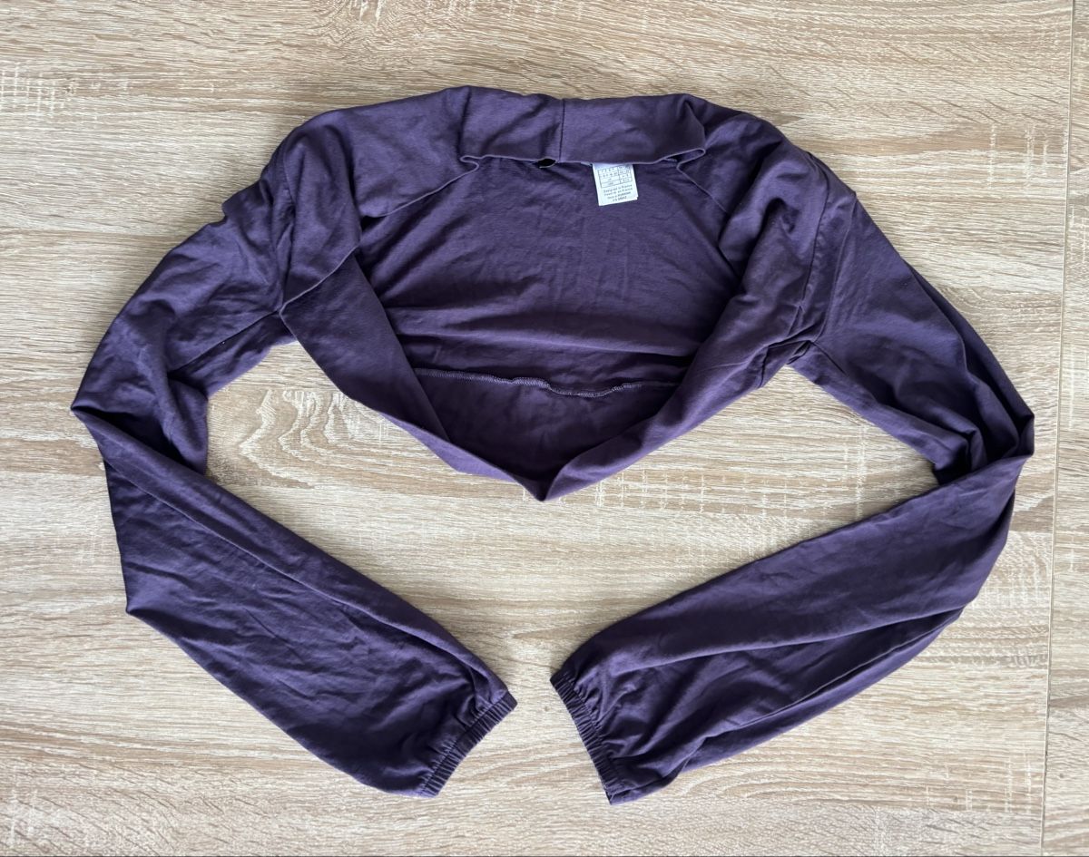 Bolero: Bolero violett Gr 34/36 – Usato da Ebikon venduto da Regipe