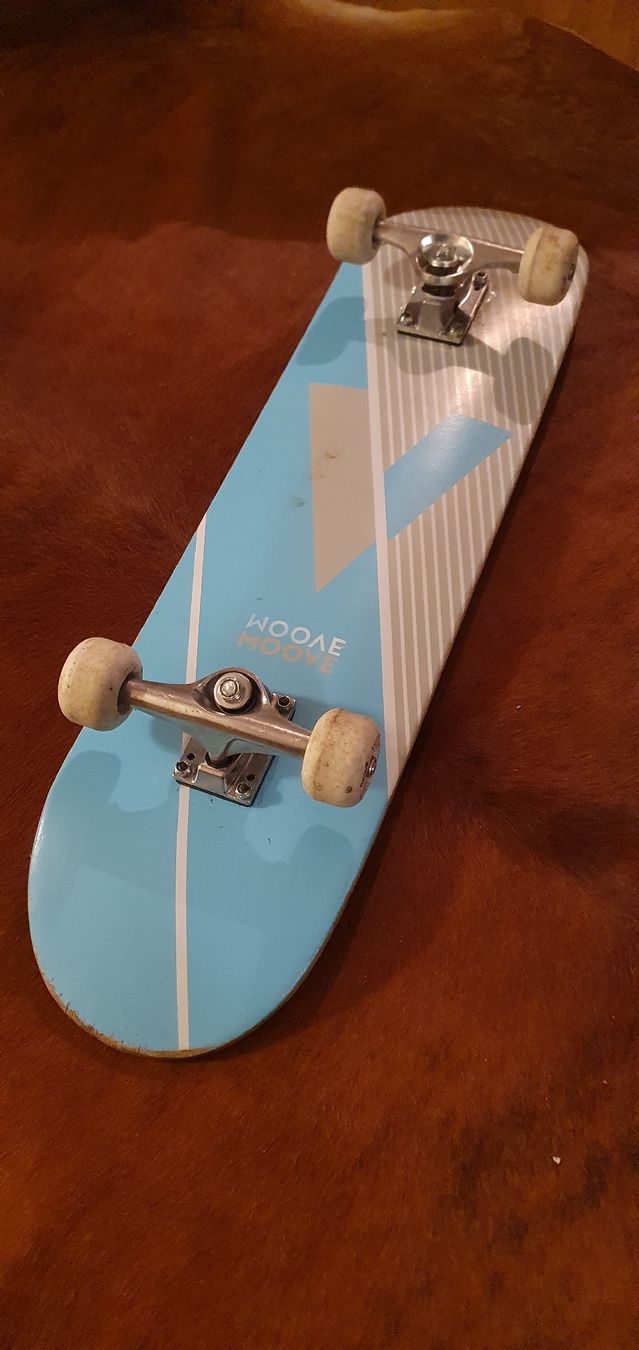 Skateboards: Skateboard "move" d'occasion bon état... – Gebraucht aus Salavaux von Gabest.25 1