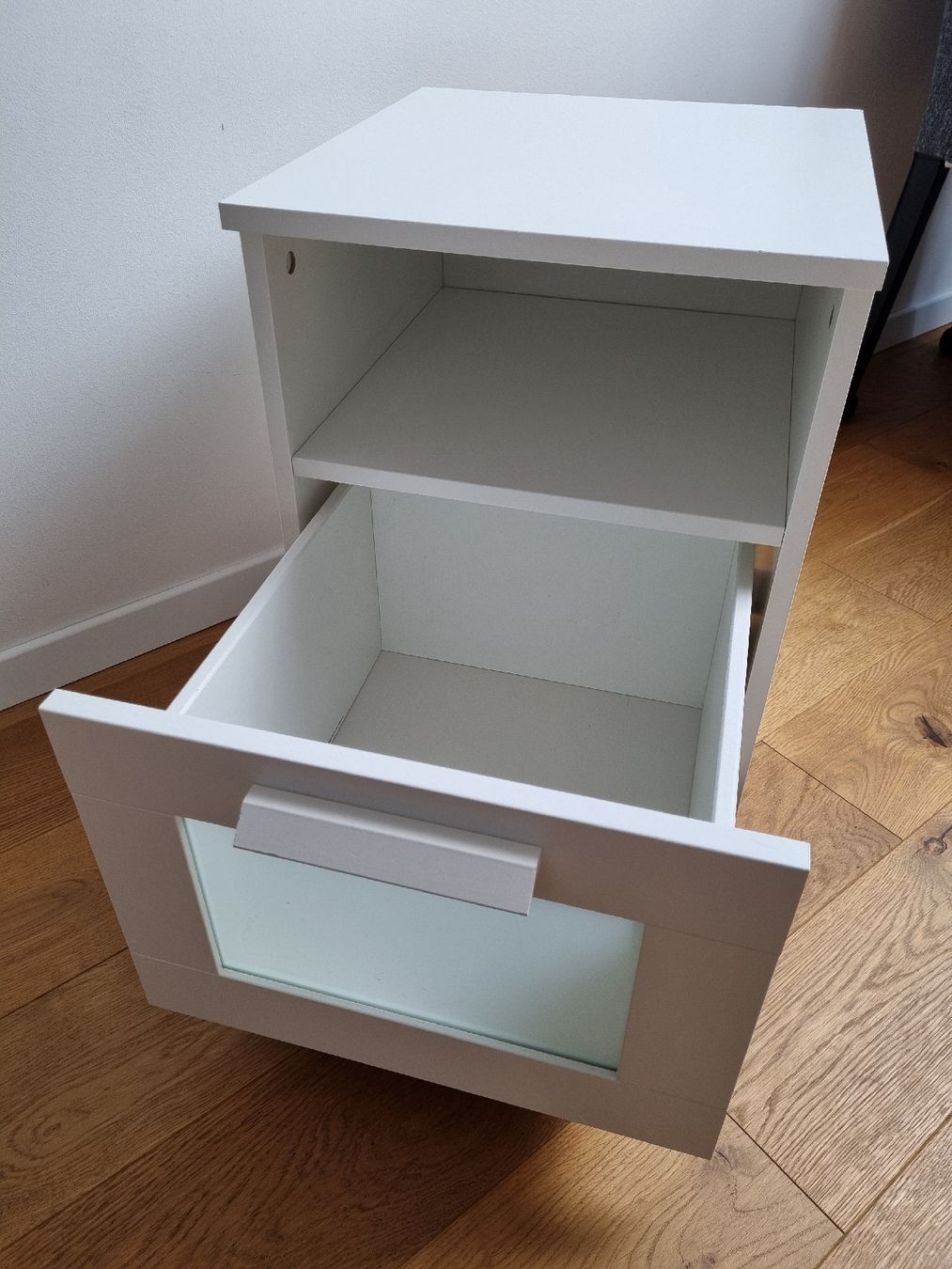 Ikea Comodini: Nachttisch – Usato da Grosswangen venduto da _Ra 3