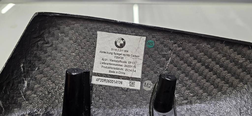Alle Autoersatzteile: BMW Aussenspiegelkappe Carbon  – Gebraucht aus Gossau ZH von BMW-PerformanceG80 2