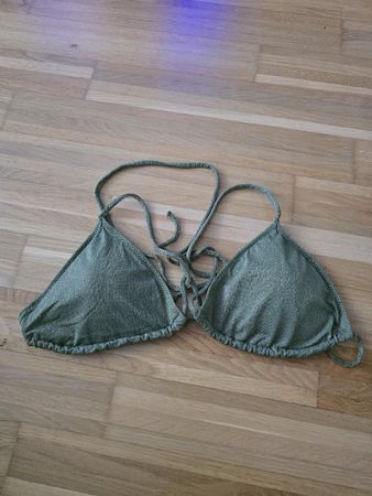 Schimmerndes Triangel-Bikini-Oberteil in Olivgrün / Khaki /L