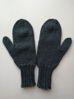 Handgestrickte, warme Wollfäustlinge für kalte Tage!