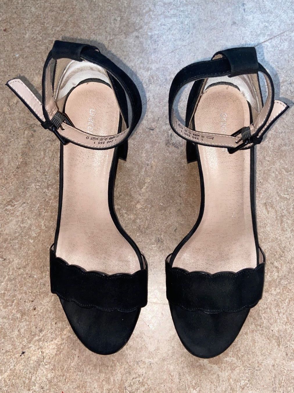 Graceland Scarpe da donna: Schwarze Graceland Sandalen, Gr. 39 – Usato da Zürich venduto da dedasiba 1