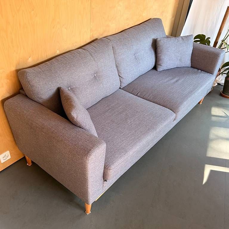 Divani: Schlafsofa grau, 3-Sitzer Sofa mit Bettfunktion – Usato da Zürich venduto da ecr_p9n5 1