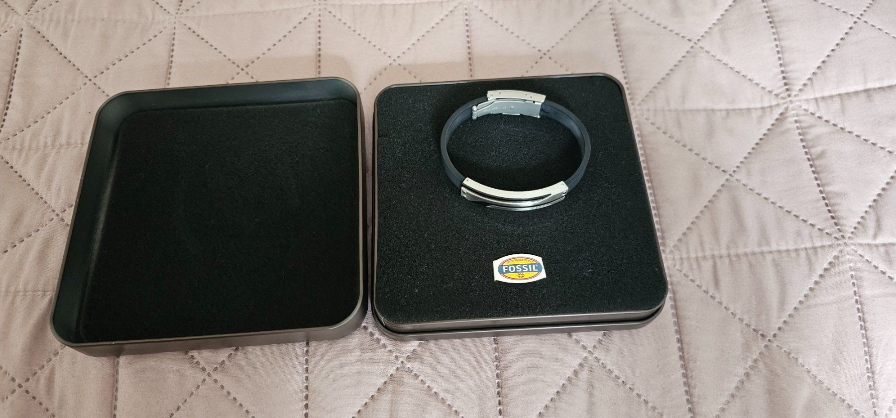 Fossil Bracciali & Braccialetti: Bracelet Fossil JF00540040 – Usato da Biel/Bienne venduto da Djdreamx
