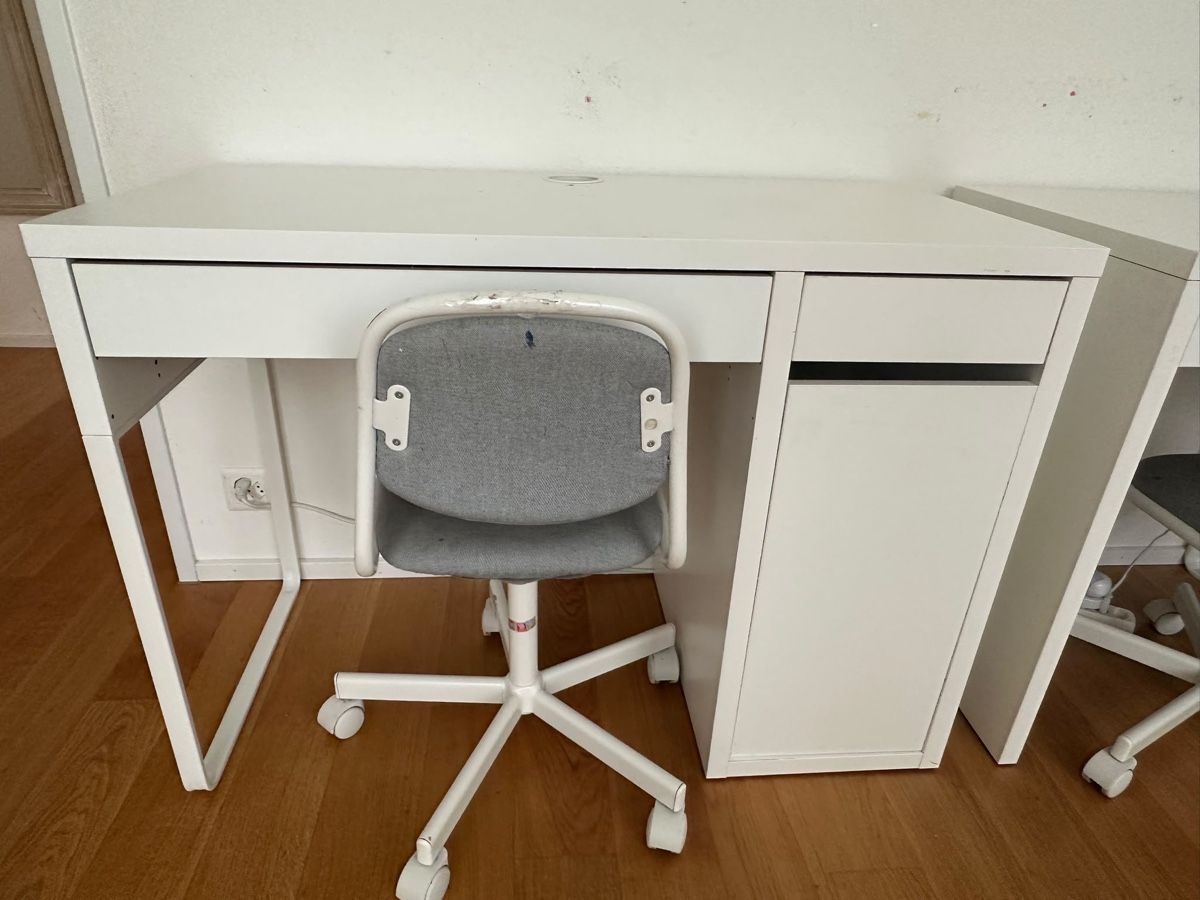 Ikea Schreibtische: IKEA MICKE desk – Gebraucht aus Küsnacht ZH von rkaramanian