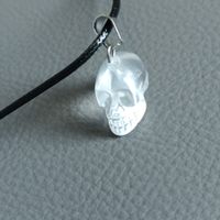 Bergkristall-Skull Schmuckanhänger Mineralien Stein