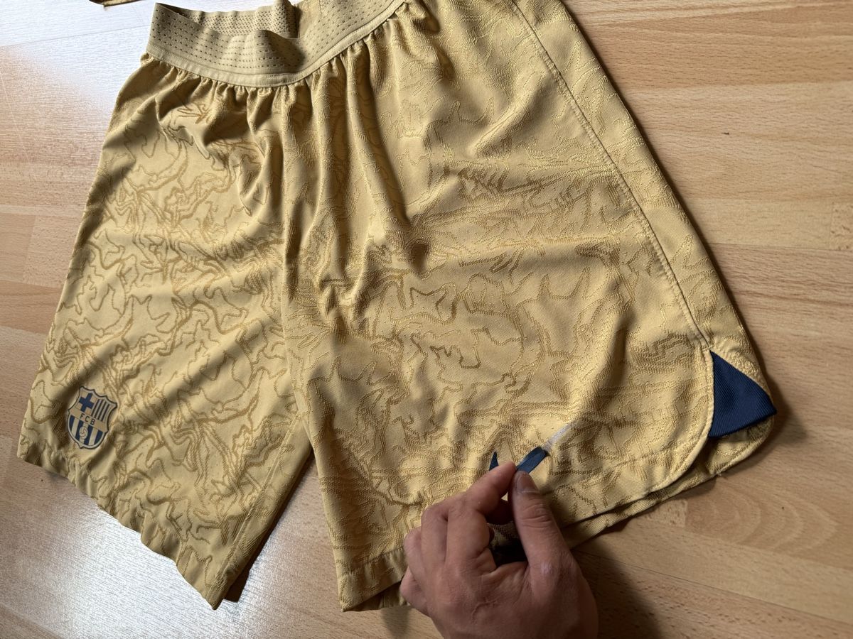 Maillots de corps & Pantalons: Barcelona Trikot Set – D'occasion à Riehen par dku_s9gx 4