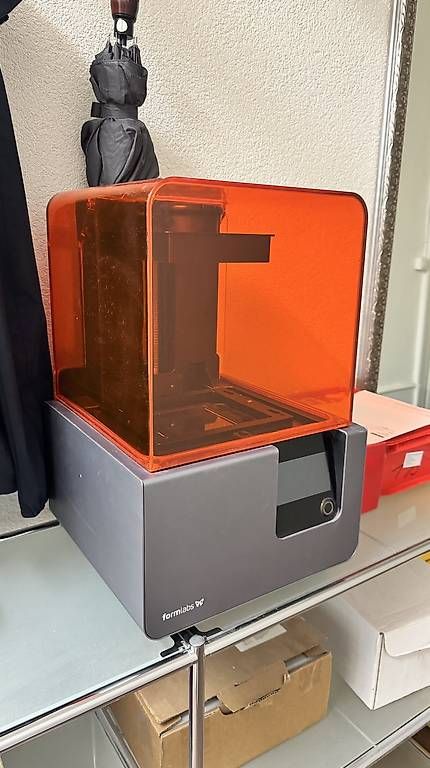 Stampanti 3D: Formlabs Form 2, 3D Printer – Usato da Köniz venduto da jov_jyb7
