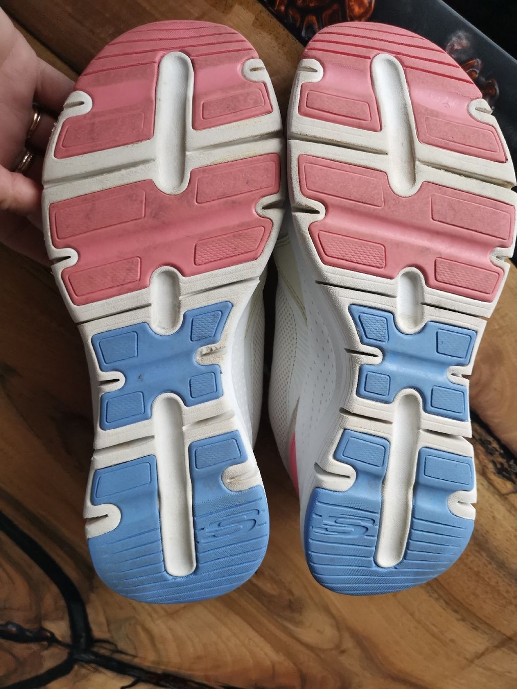 Scarpe da donna: Skechers Arch fit Gr.40 – Usato da Aadorf venduto da JFPS 4