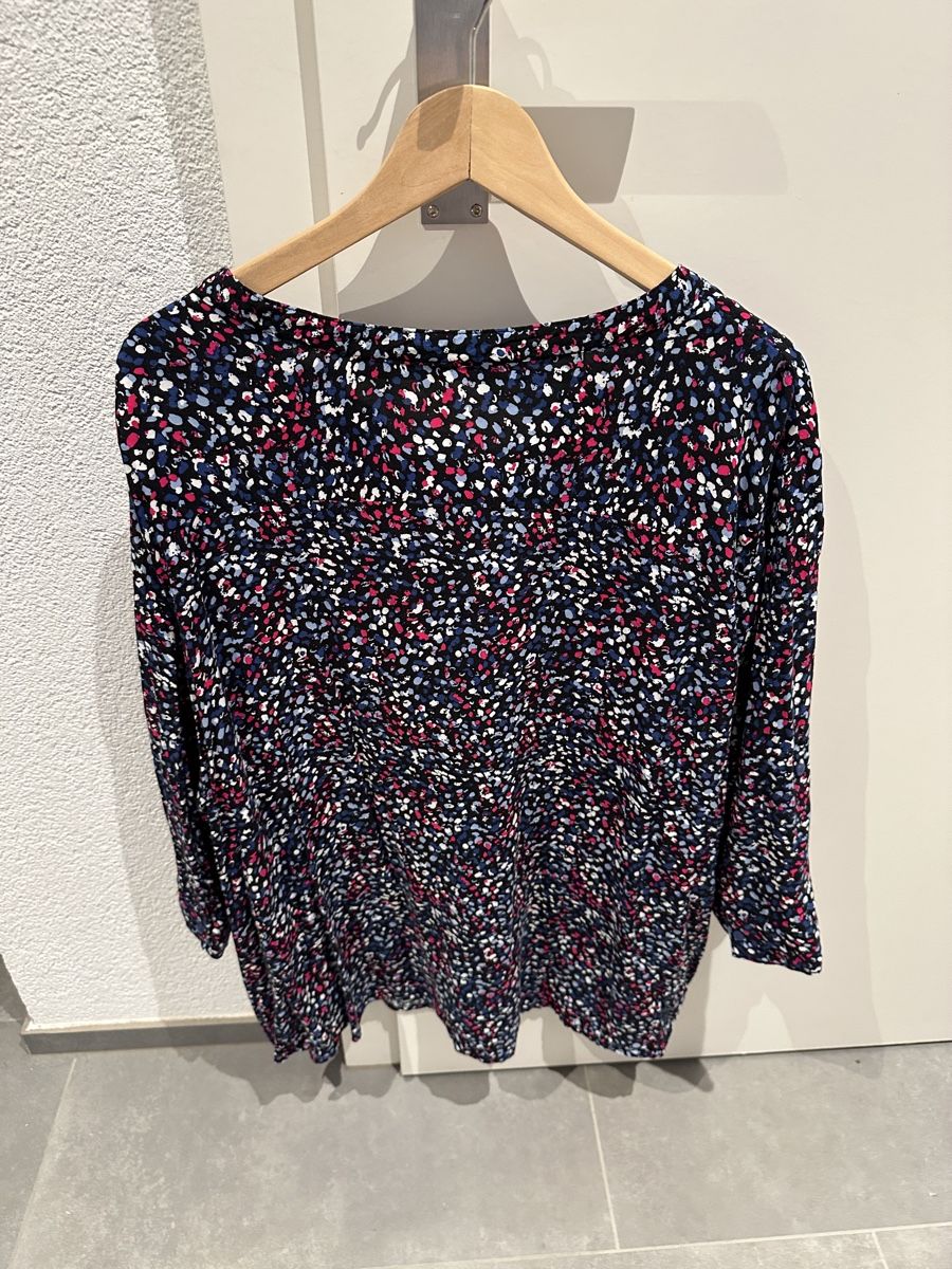 Camicette: Blusenshirt XXL – Usato da Döttingen venduto da zepelin60 1