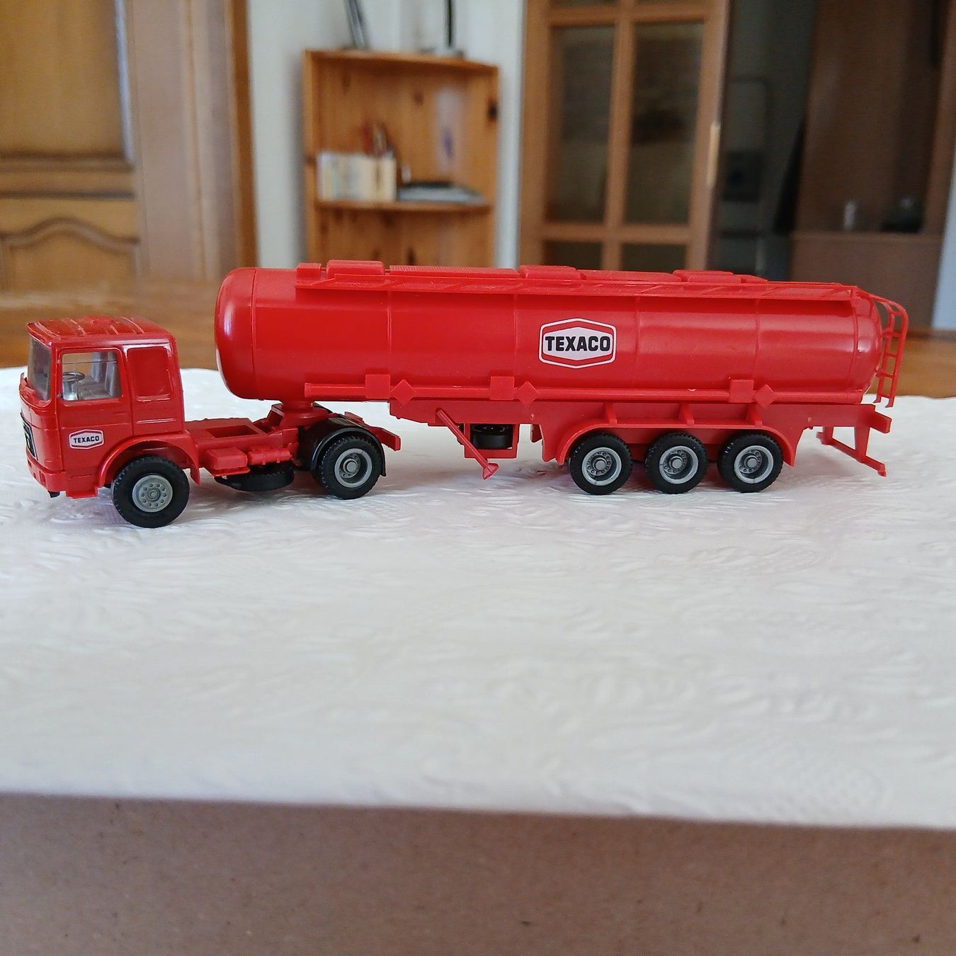 Modellautos: MAN Büssing Tanksattelzug 2-a 3-a TEXACO rot – Neu (gemäss Beschreibung) aus Salgesch von andiroues