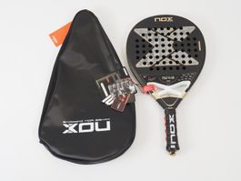 NOX AT10 Genius 18K Padelschläger inkl. Hülle (26071634Z)