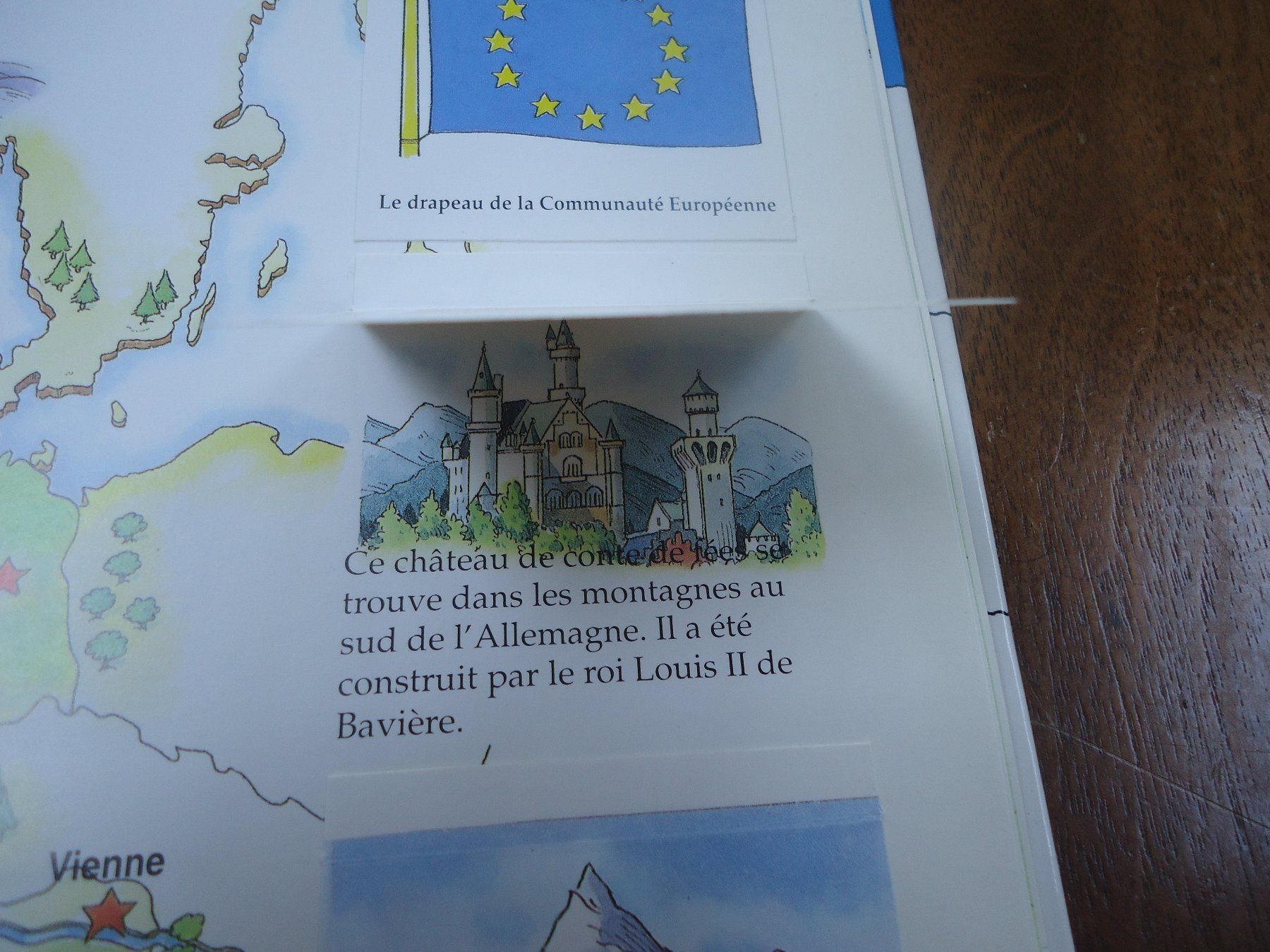 Libri: Mon premier Atlas – Usato da Vessy venduto da bm.par 4