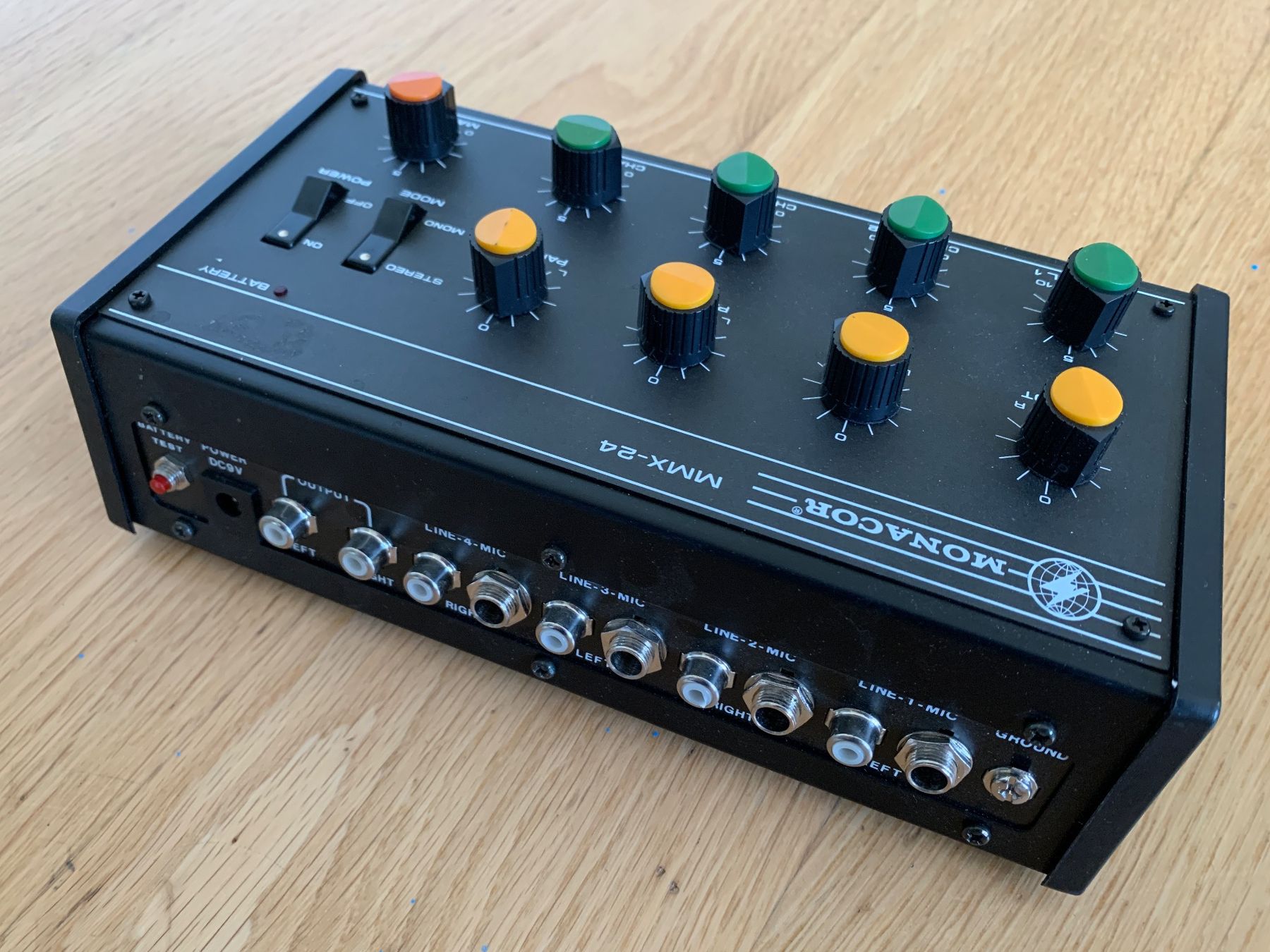 Monacor Console di mixaggio: Mikrofon Mischpult, analog, retro – Usato da Wildegg venduto da Elefant42