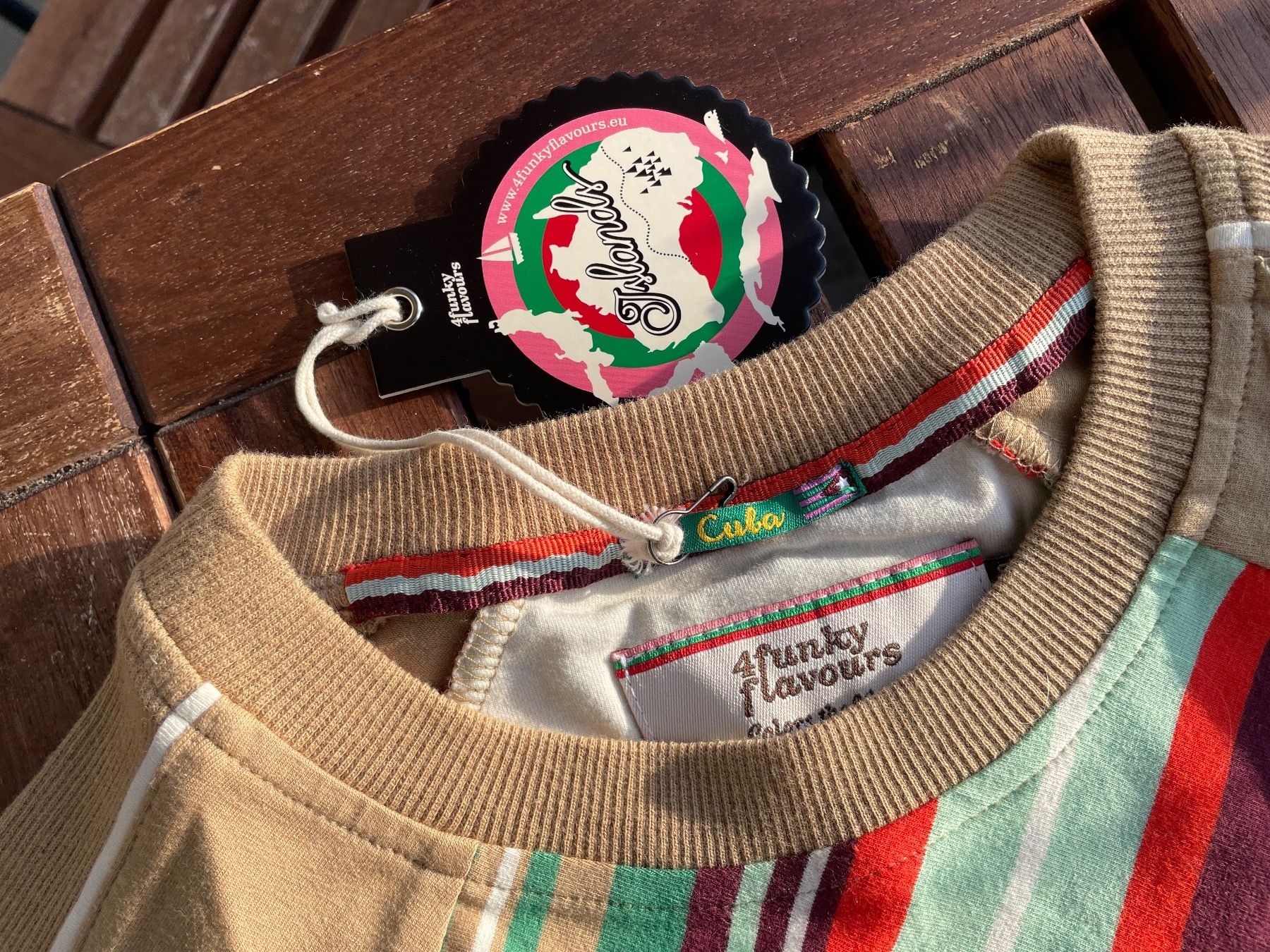 Maglioni & Felpe: 4funky flavours Pullover 134/ 140 neu! – Nuovo (secondo la descrizione) da Bern venduto da brup 2