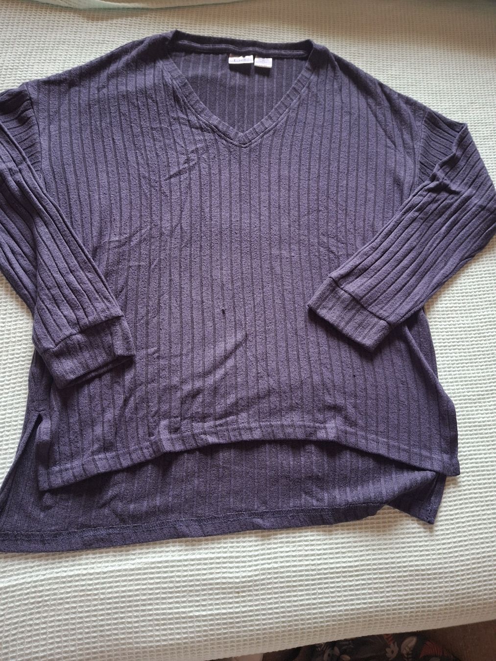 Maglioni & Felpe: Pull col en V taille M marque UP2 – Usato da Villiers venduto da san_jn5w