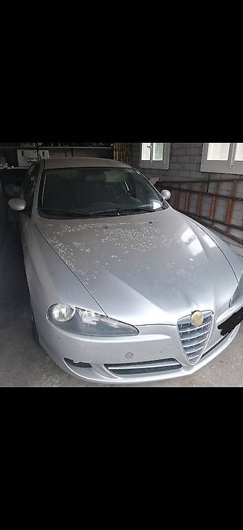 Alfa Romeo Automobili: Alpha-romeo 147 1.6 TS 16V – Difettoso da Thun venduto da phi_f2fj