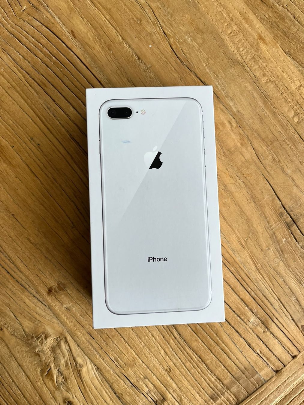 Apple Telefoni cellulari / Smartphones: Apple iPhone 8 Plus Smartphone weiss mit Verpackung – Usato da Bern venduto da Sonrisa89 1