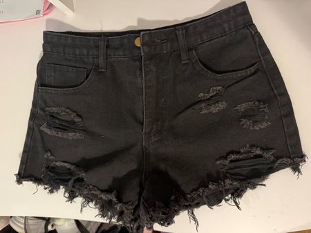 Shorts en jean noir déchirés taille 36 nouveau