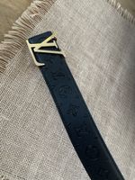  Gürtel schwarz mit Logo Schnalle Gold. Top Zustand 