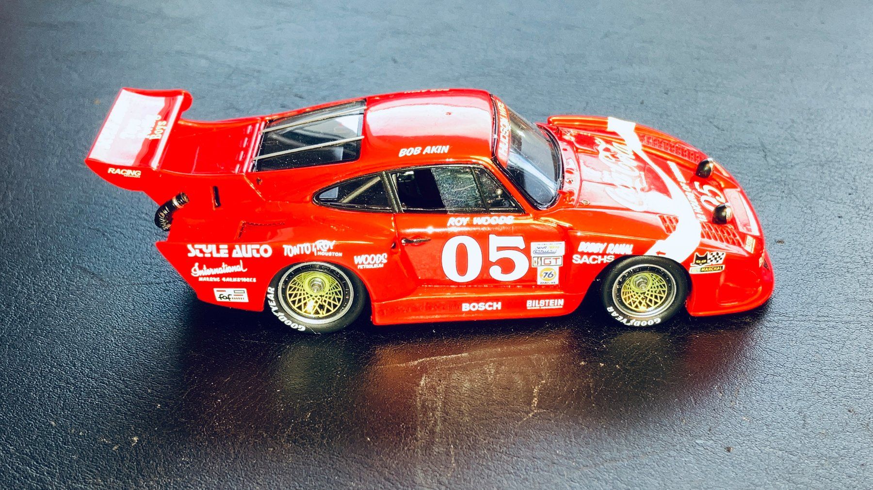 Porsche Modellautos: Porsche 935 1:43 True Scale TSM10431 – Neu (gemäss Beschreibung) aus Sarnen von Funky_star 1