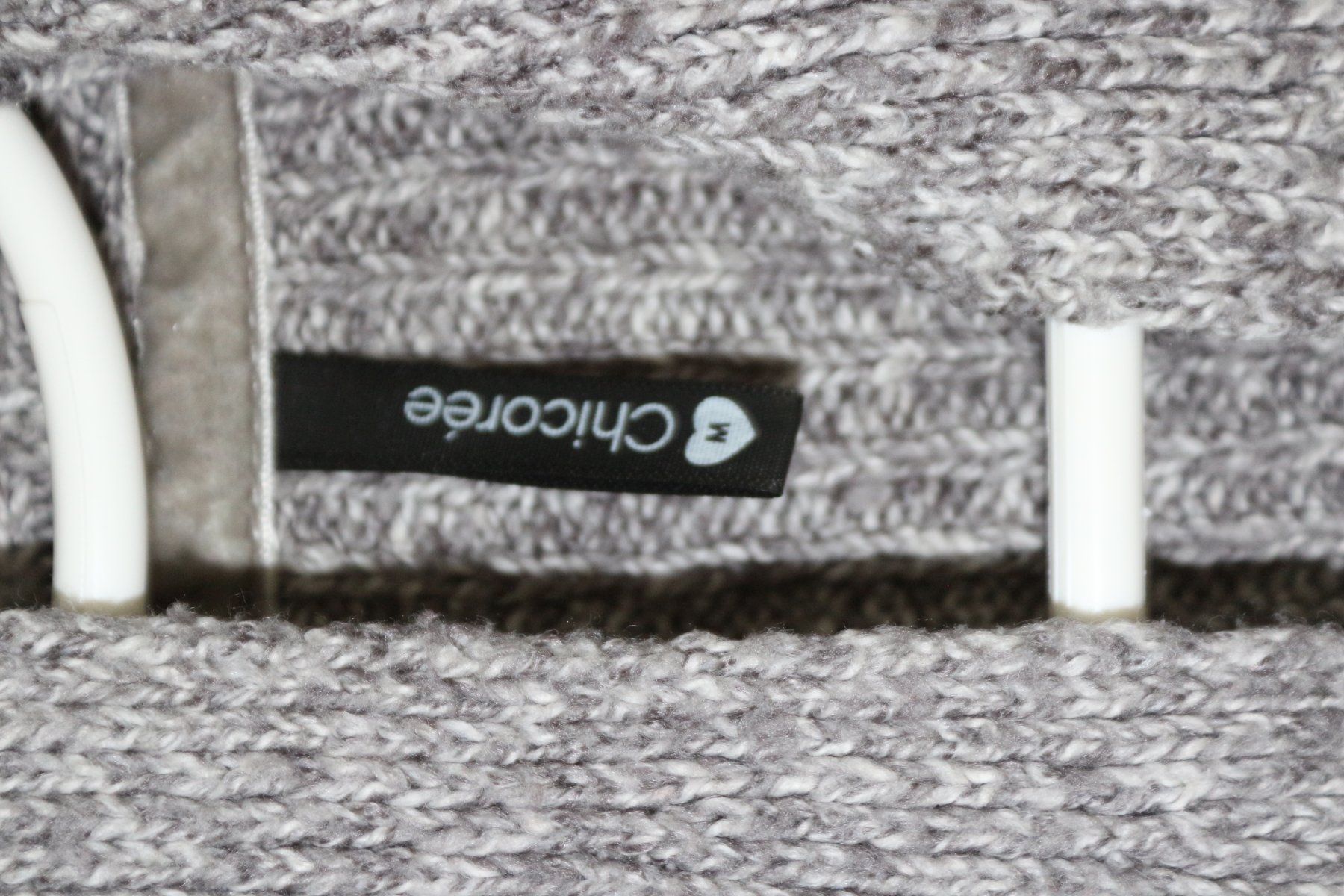 Pullover & Sweatshirts: graue Strickjacke – Gebraucht aus Schötz von mag_pw7w 2