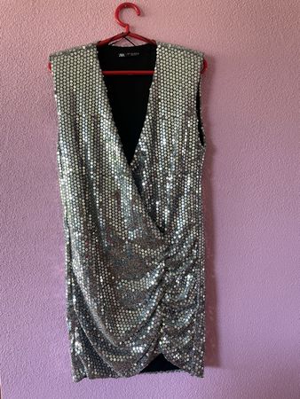 ZARA Kleid Pailletten Silber Grösse S guter Zustand