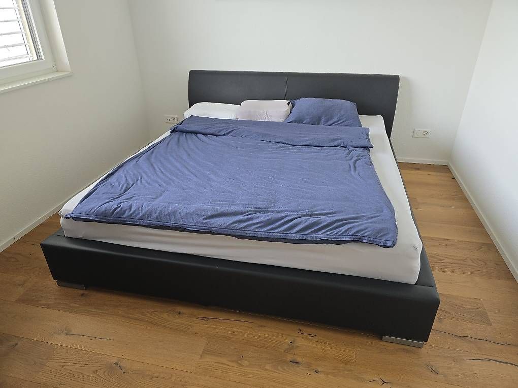 Letti: modernes Bettgestell 180x200 – Usato da Kappel SO venduto da straeu
