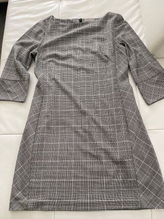 Etui Kleid mit 7/8 Ärmel von H&M Grösse EUR 42