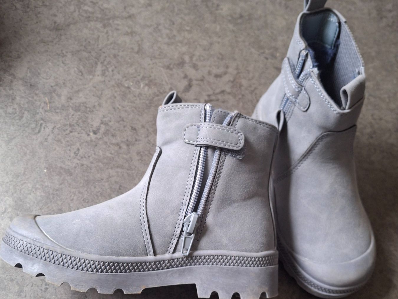 Friboo Scarpe per ragazzi: Kinderschuhe / Stiefel – Usato da Wabern venduto da flicaofking