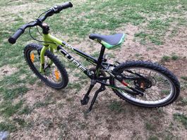 Kinderfahrrad Cube 200 Race grün schwarz, guter Zustand