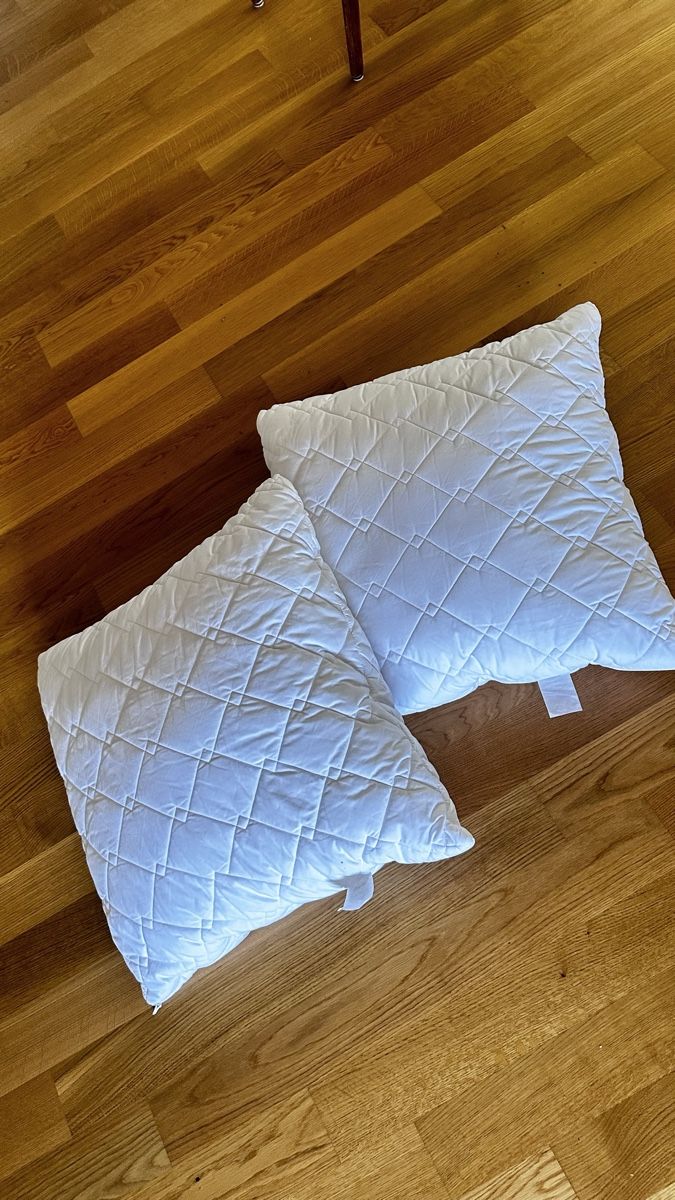 Interio Cuscini: Interio Kissen 65x65 cm weiss – Nuovo (secondo la descrizione) da Bern venduto da WiederWert 1